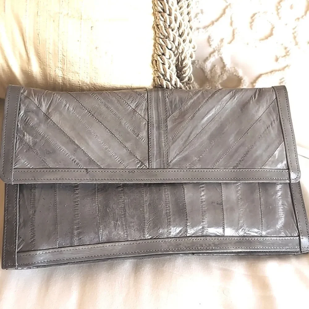 Super Sleek Gray Vintage 🩶Eel Skin Clutch /Shoulder Crossbody Purse